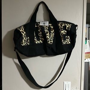VS PINK Cheetah LOVE PINK Barrel Duffel Bag with long strap